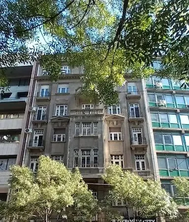 Authentic Centre - 3 In One Space, With Patios In Courtyard For Smokers Apartman Belgrade